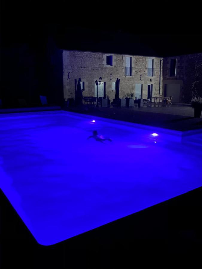 Loveyou Villalunoterie Futuroscope Piscine Spa 4Pers Oyre Екстериор снимка